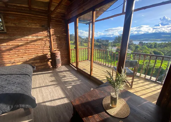 Casa Del Arbol Amadeus Guatavita